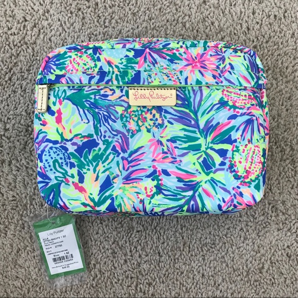 Lilly Pulitzer Handbags - NWT Lilly Pulitzer Cosmetic Case Multi Junipero
